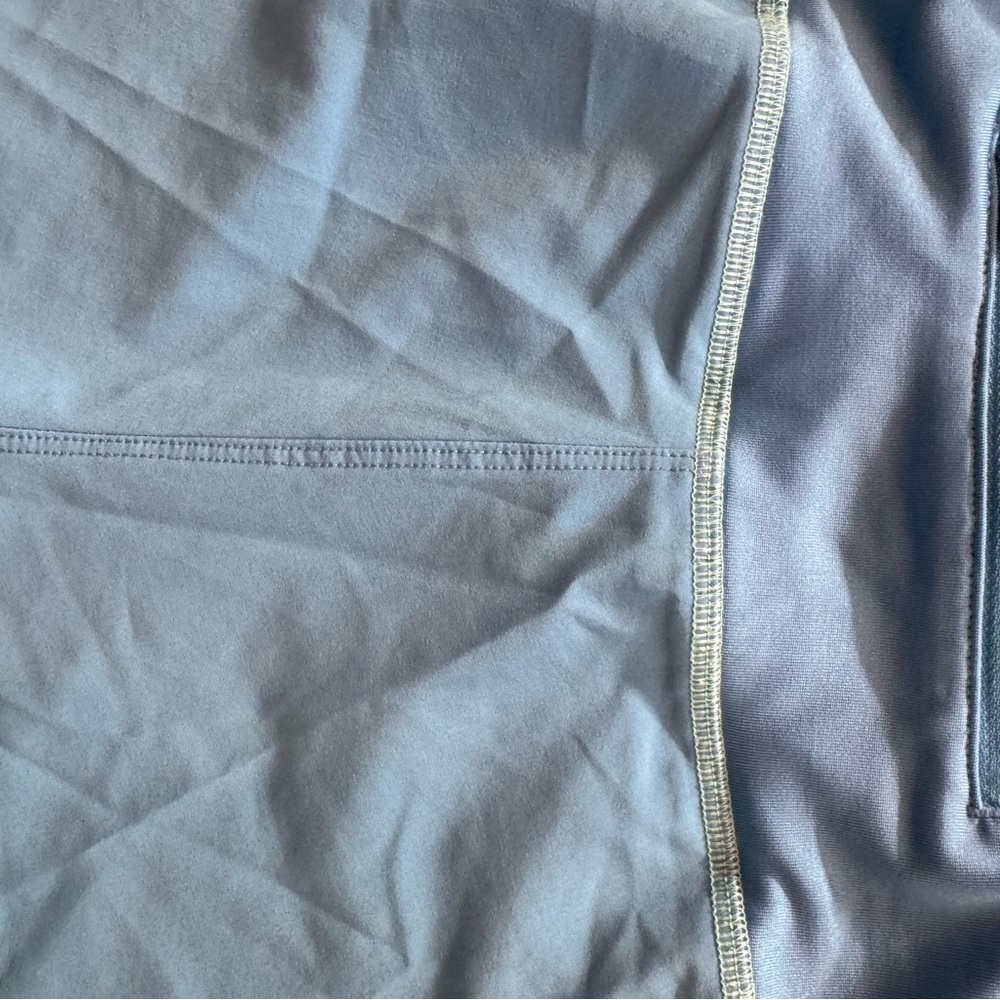 Huk Sky Blue Active shorts - Picture 5 of 5